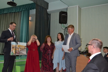 8koniec25-28