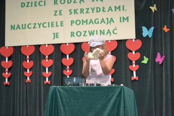 DzNau25-94