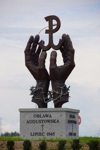 Pomnik_Ofiar_Obławy_Augustowskiej_-_Suwałki_fot._Kamil_Korbik_2018