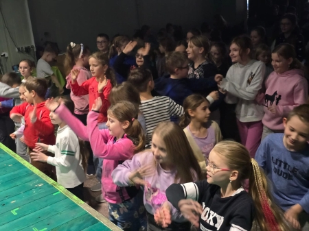 „Bazyliszek” w wykonaniu Studia Teatralnego Krak-Art